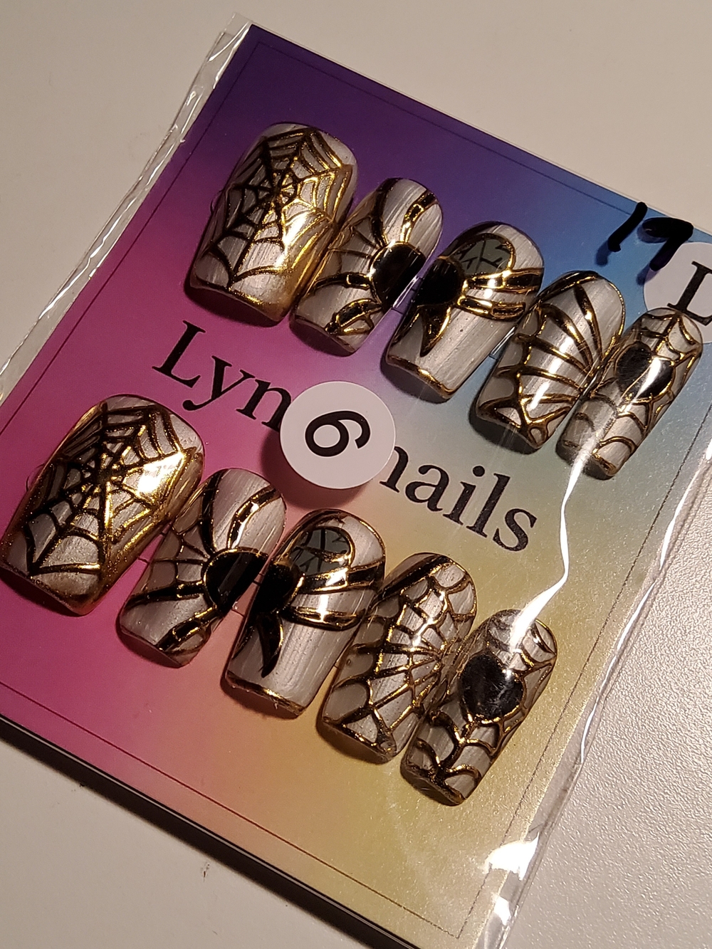 Lynn 2.5 Lg Stained Glass Spiderweb Press-On Nail Set